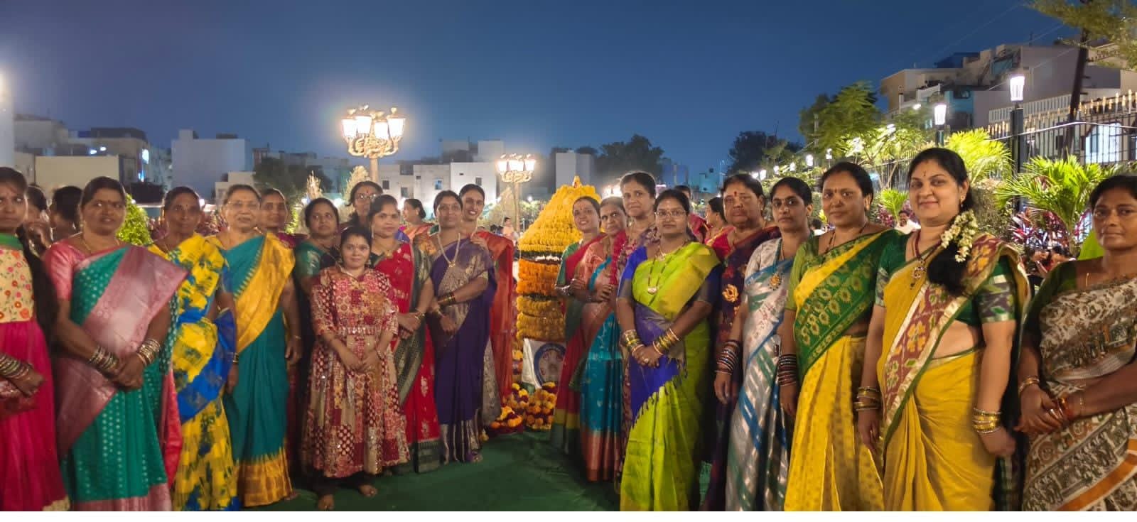 అంబర్పేట్ బతుకమ్మ కుంటలో ఘనంగా బతుకమ్మ సంబరాలు..