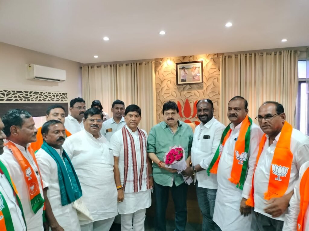 బిజెపి కిసాన్ మోర్చా రాష్ట్ర ప్రధా న కార్యదర్శిగా పడమటి జగన్మో హన్ రెడ్డి.