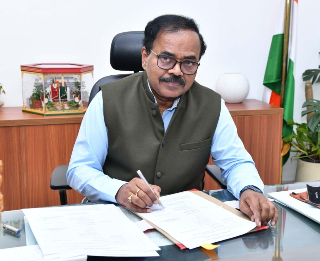 ఆర్.డబ్ల్యు.ఎస్ శాఖ ప్రత్యేక ప్రధాన కార్యదర్శిగా ఎం. దాన కిషోర్.