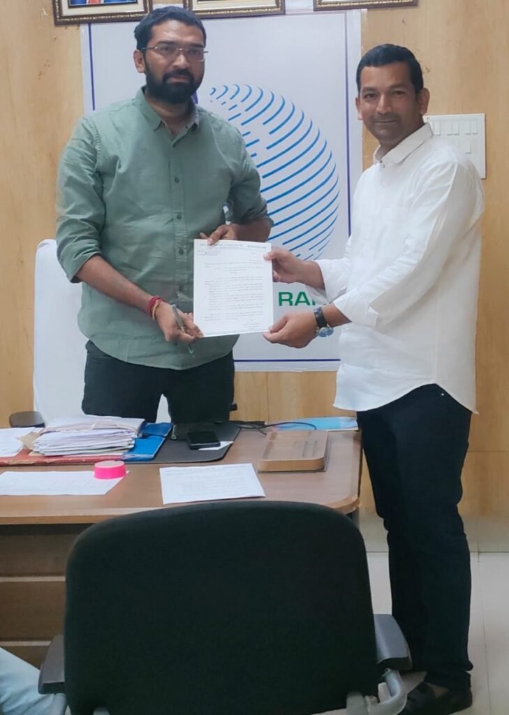 30 వార్డ్ పహడినగర్ లో మంచినీ టి సమస్యను పరిష్కరించండి. వార్డ్ కౌన్సిలర్ Md.లయిక్ అహ్మద్.