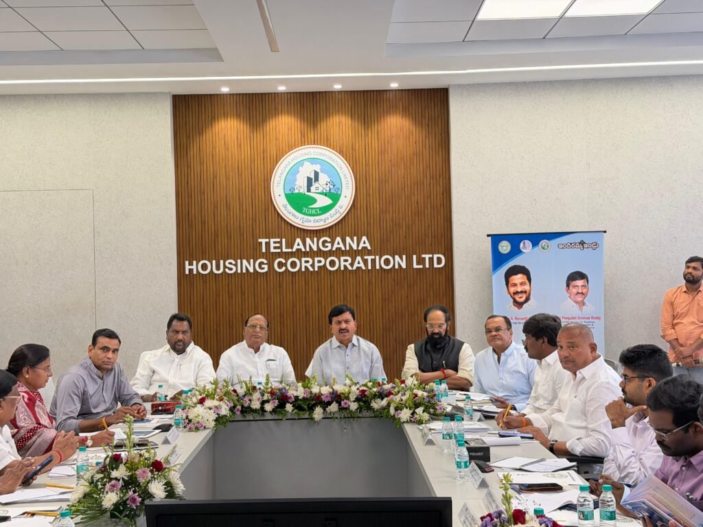 ప్రతి పేద కుటుంబానికి సొంత ఇల్లు భూ వివాదాలకు శాశ్వత పరిష్కారం
