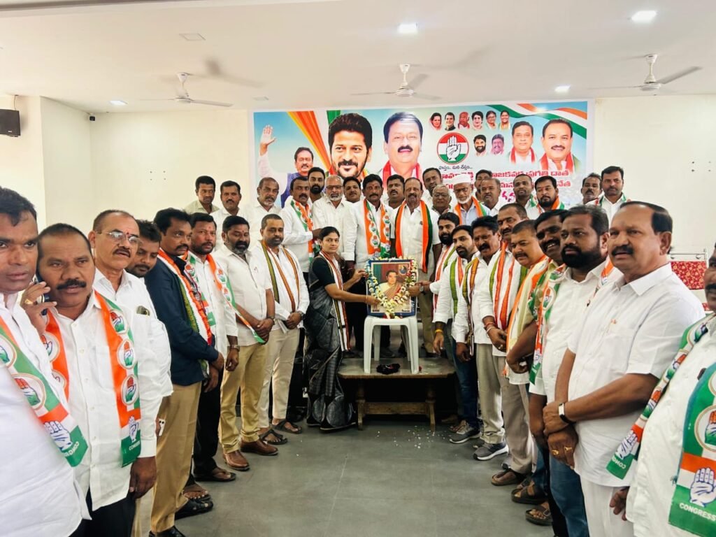 రాజీవ్ గాంధీ ఆశయాల సాధనకు యువత ముందుకు రావాలి : ఇప్ప ఉమారాణి శ్రీనివాస్