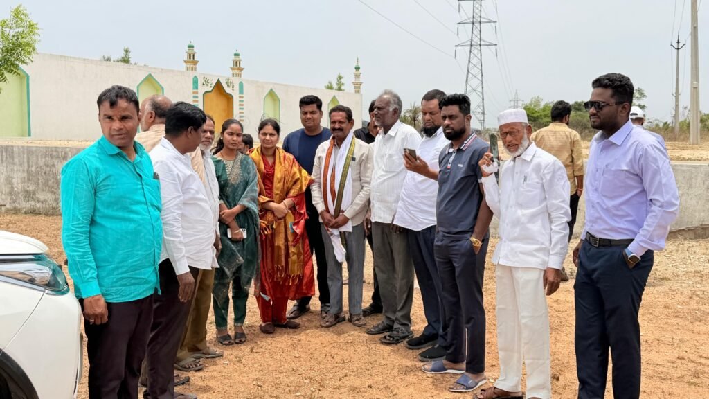 బక్రీద్‌కు మున్సిపాలిటీ పక్కా ఏర్పాట్లు – ఈద్గాల పనులను పరిశీలించిన చైర్‌పర్సన్ ఇప్ప ఉమారాణి